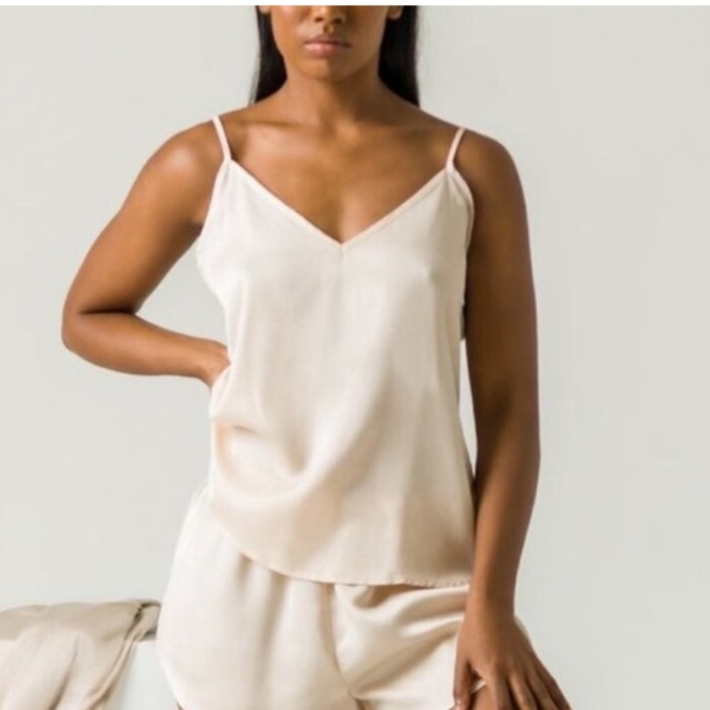 NWT ettitude sateen cami